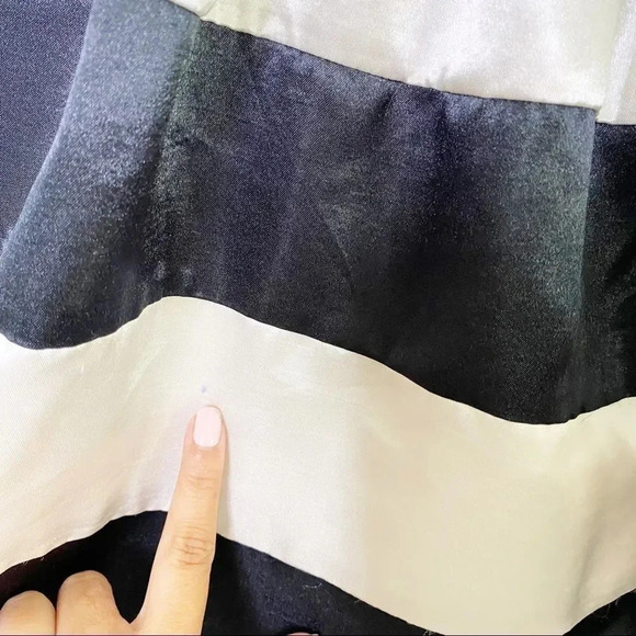 GYMBOREE‎ GIRLS 5T Satin Black Ivory Striped Dress - Picture 5 of 6